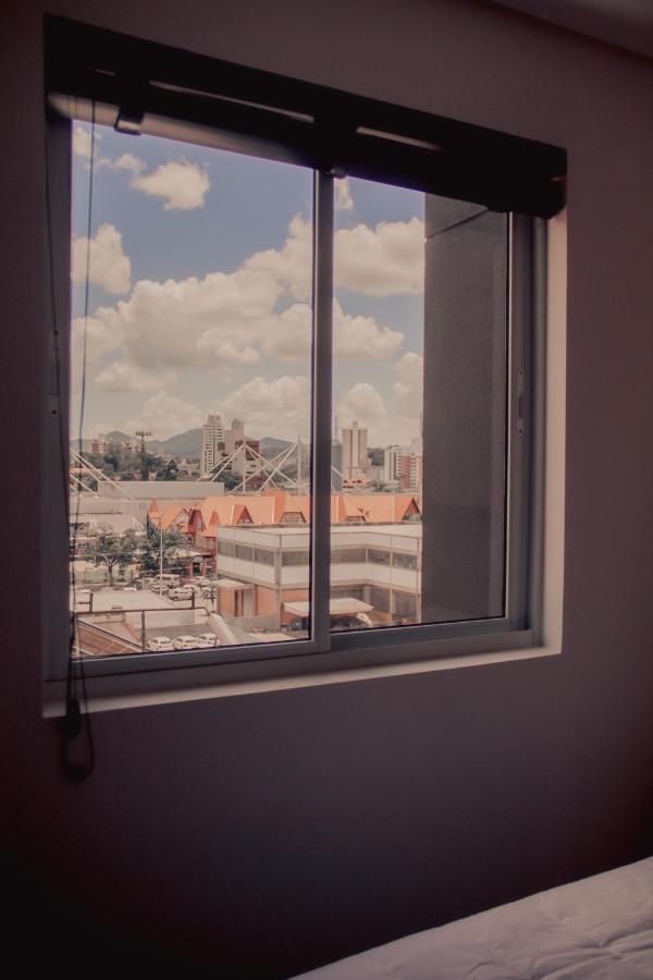 Loft Com Vista Para Vila Germanica 407 บลูเมเนา ภายนอก รูปภาพ